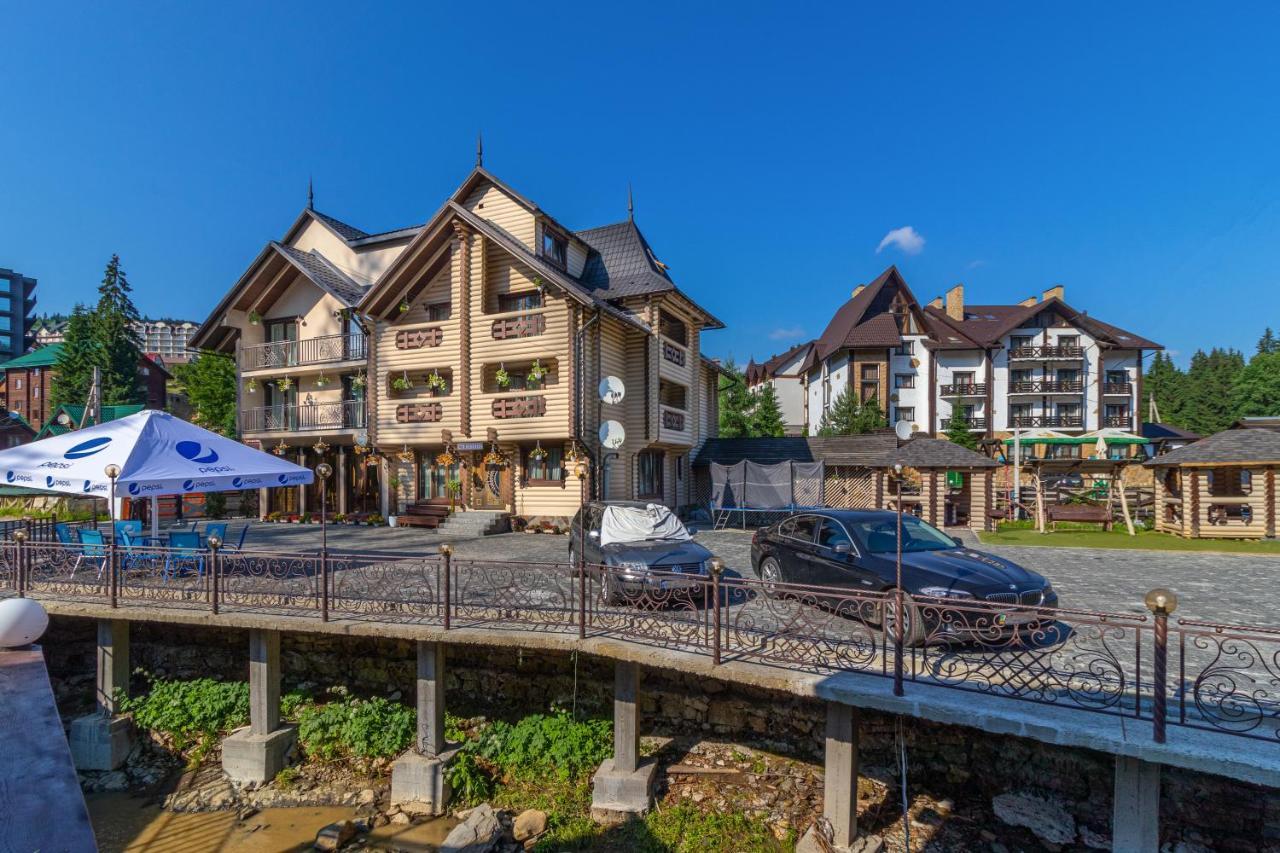 Guest House Turda Bukovel Eksteriør billede