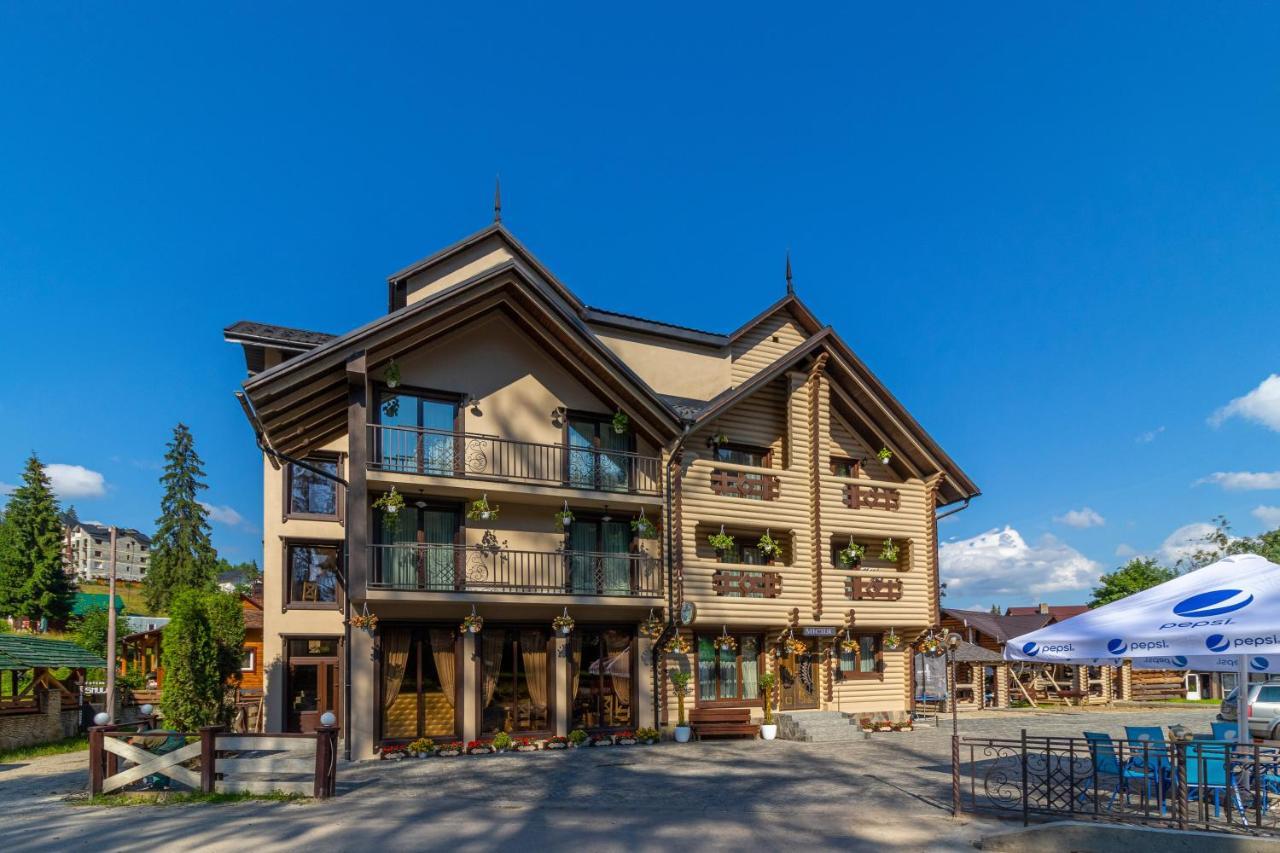 Guest House Turda Bukovel Eksteriør billede