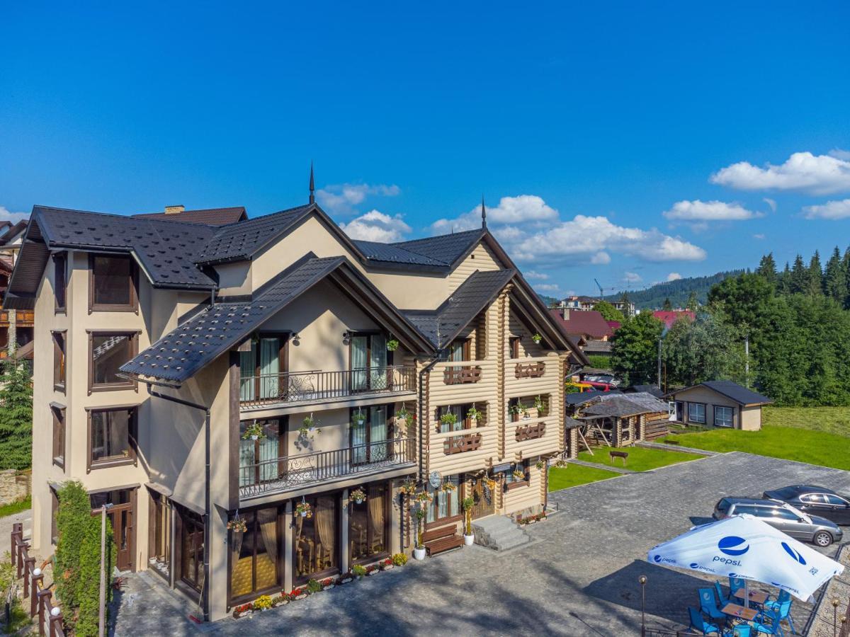 Guest House Turda Bukovel Eksteriør billede