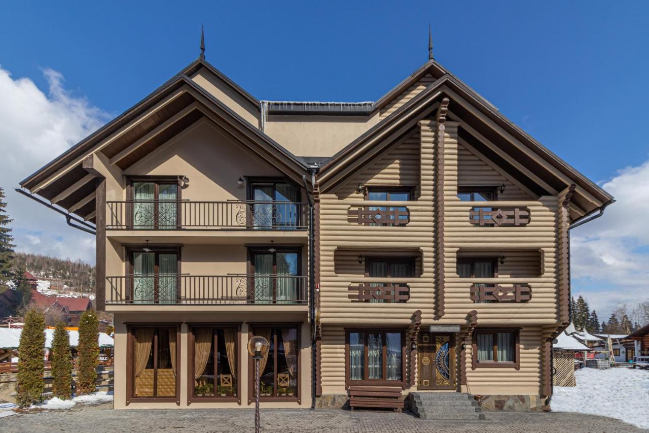 Guest House Turda Bukovel Eksteriør billede